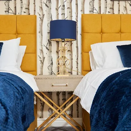 The Exquisite Gem Of Clifton Apartment